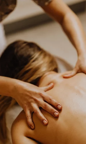 Soin massage bien-être à l'hôtel spa de Saint-Cyprien 66